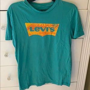 Men’s size S Levi’s T-shirt
